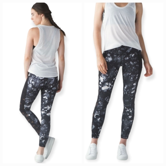 Lululemon Rise and Flow Pant (Full-On Luxtreme) - Picture 1 of 8